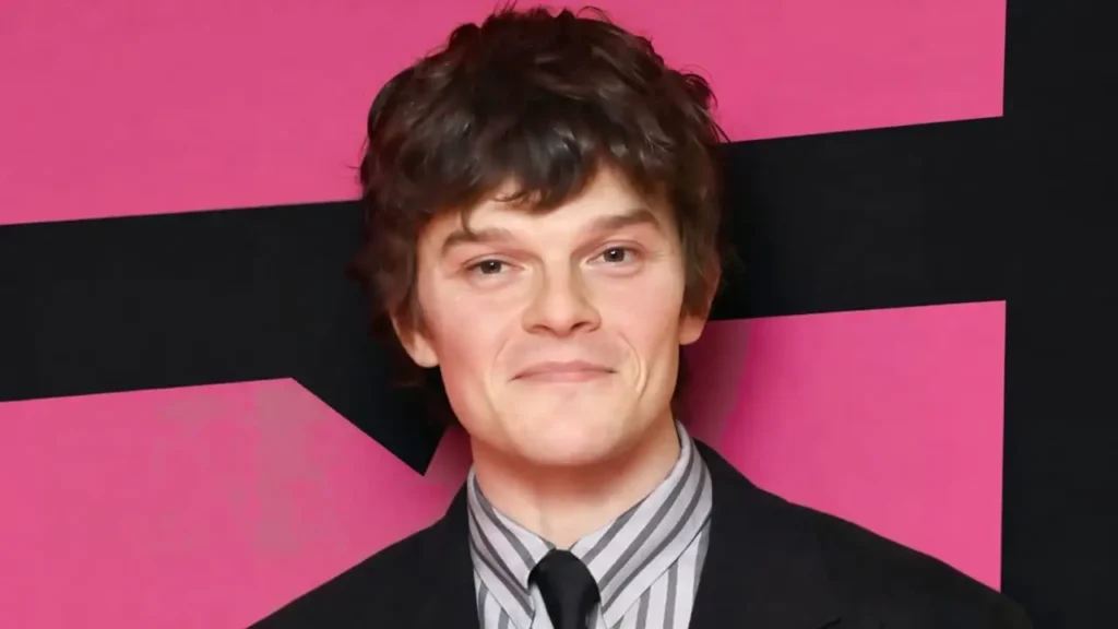 Robert Aramayo Height, Age, Affairs, Net Worth And More