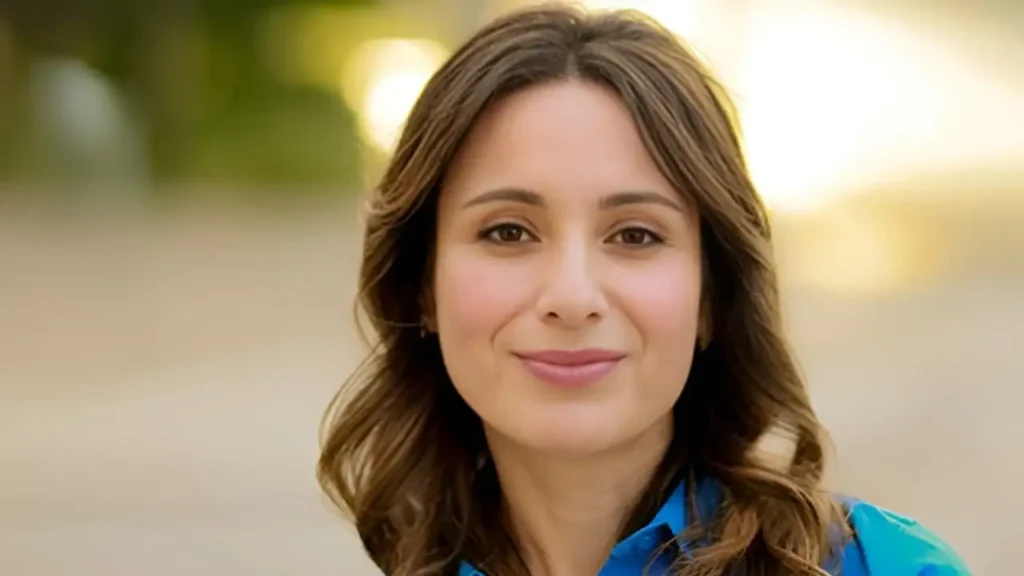 Gina Hinojosa Age, Height, Husband, Net Worth And More