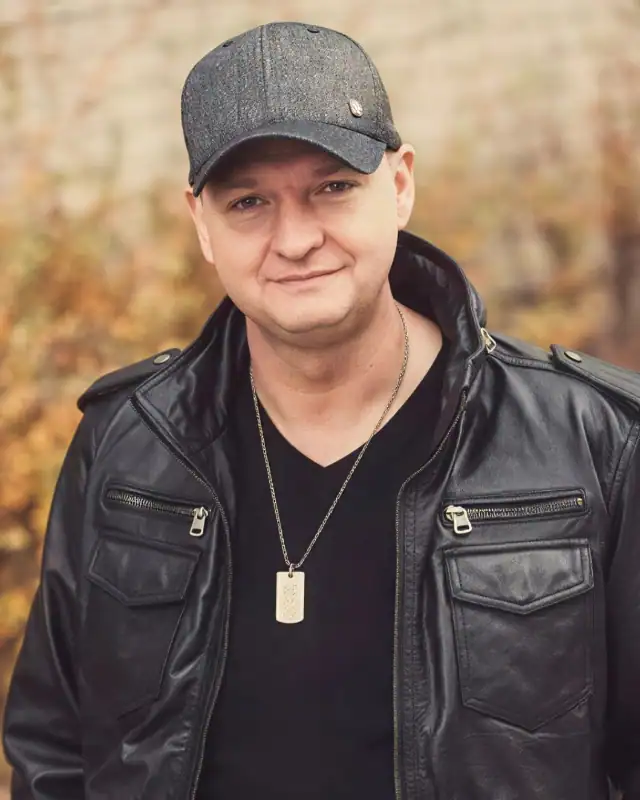 DJ Dan Age, Height, Family, Wife, Net Worth And More