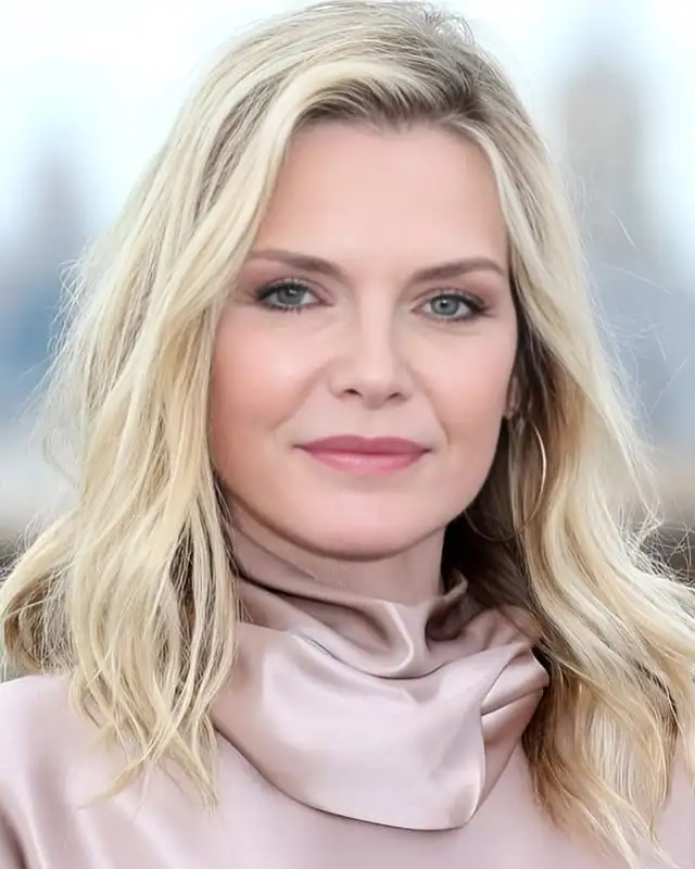 Michelle Pfeiffer Age, Height, Husband, Net Worth And More