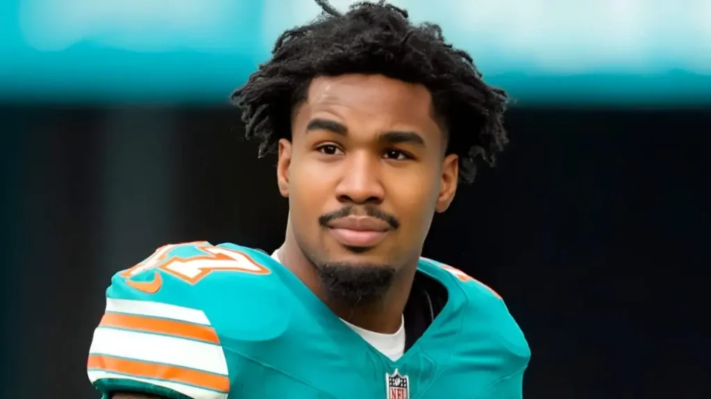 Jaylen Waddle Height, Age, Affairs, Stats, Net Worth And More