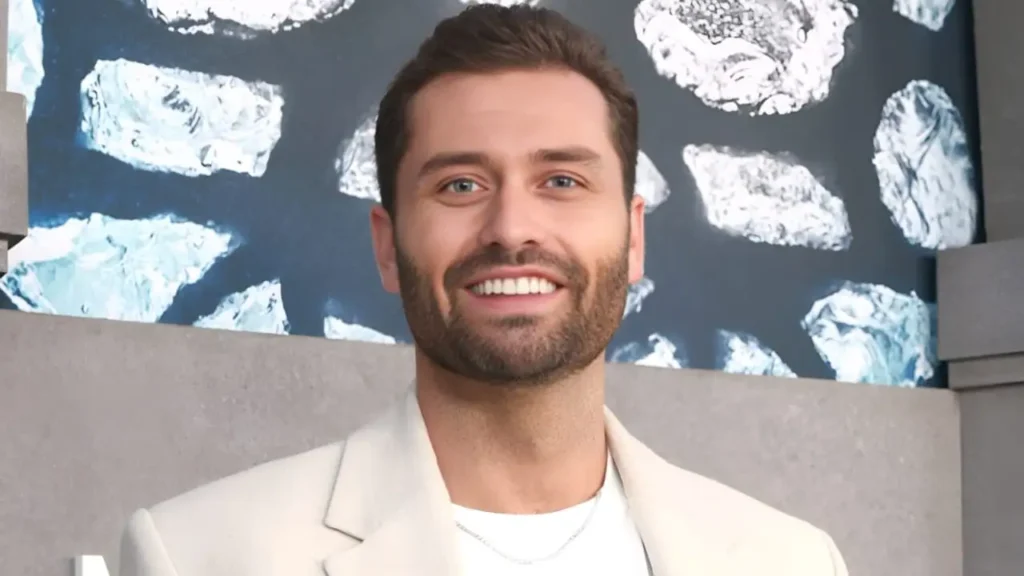 Dakota Mortensen Age, Height, Affairs, Net Worth And More