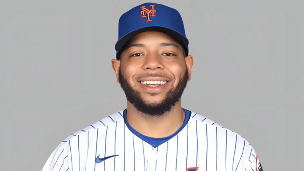 Dominic Smith Height, Age, Stats, Net Worth And More