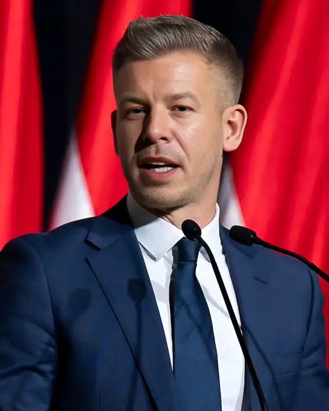 Peter Magyar Age, Height, Wife, Net Worth And More