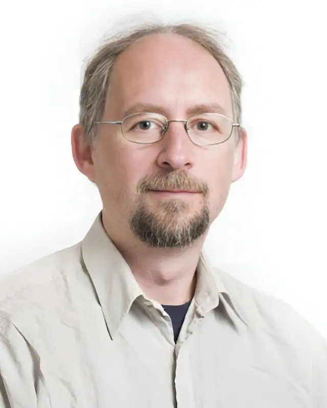 Adam Back Bio, Age, Height, Wife, Net Worth And More