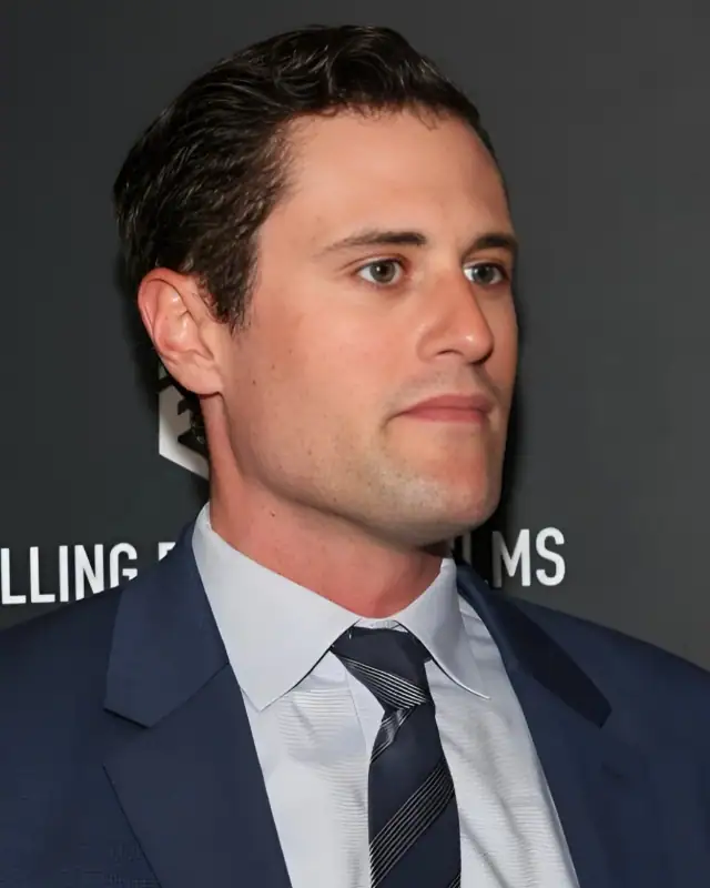 Jake Reiner Age, Height, Wife, Movies, Net Worth And More