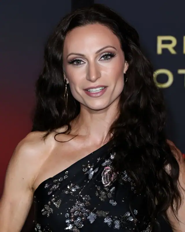 Lauren Hashian Age, Height, Husband, Songs, Net Worth And More