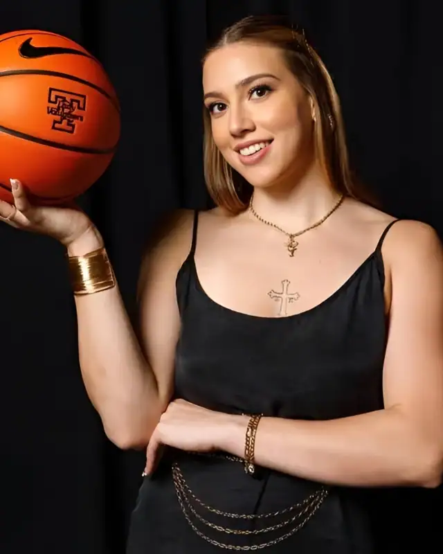 Marta Suarez Age, Height, Affairs, Net Worth And More