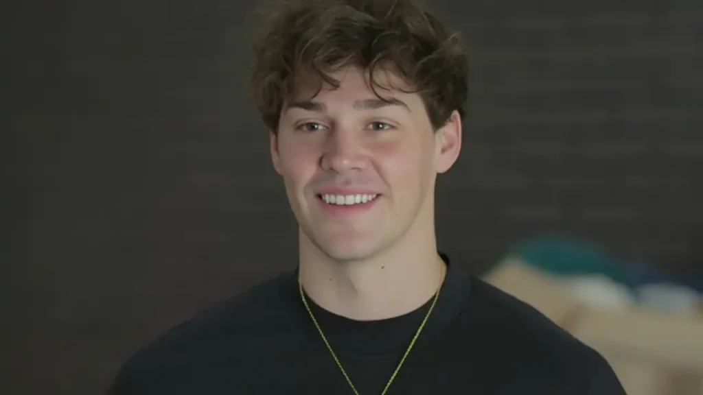 Noah Beck Age, Height, Girlfriend, Movies, Net Worth And More