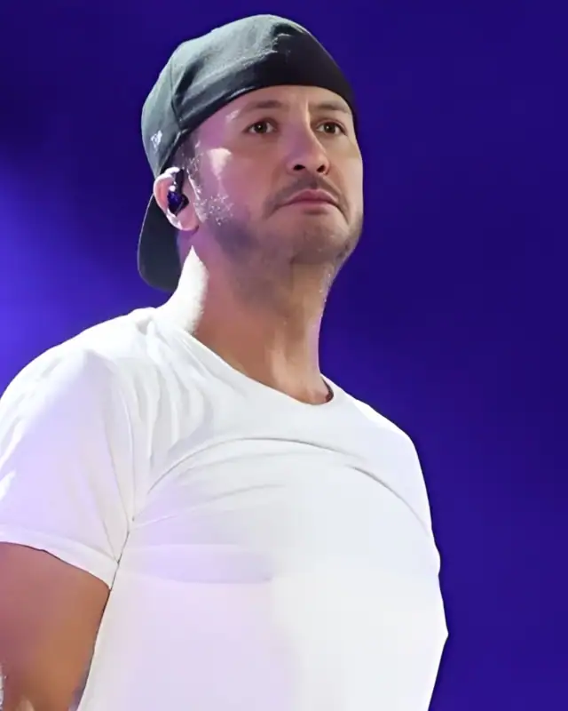Luke Bryan Age, Height, Wife, Songs, Net Worth And More