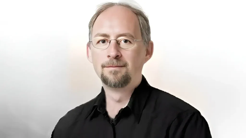 Adam Back Bio, Age, Height, Wife, Net Worth And More