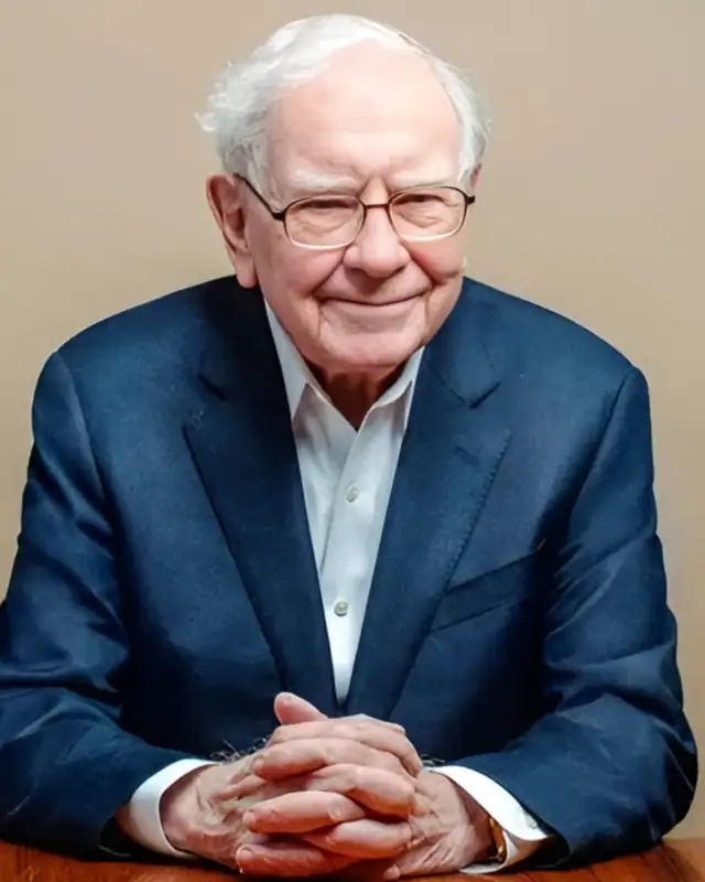 Warren Buffett Age, Height, Books, Net Worth And More