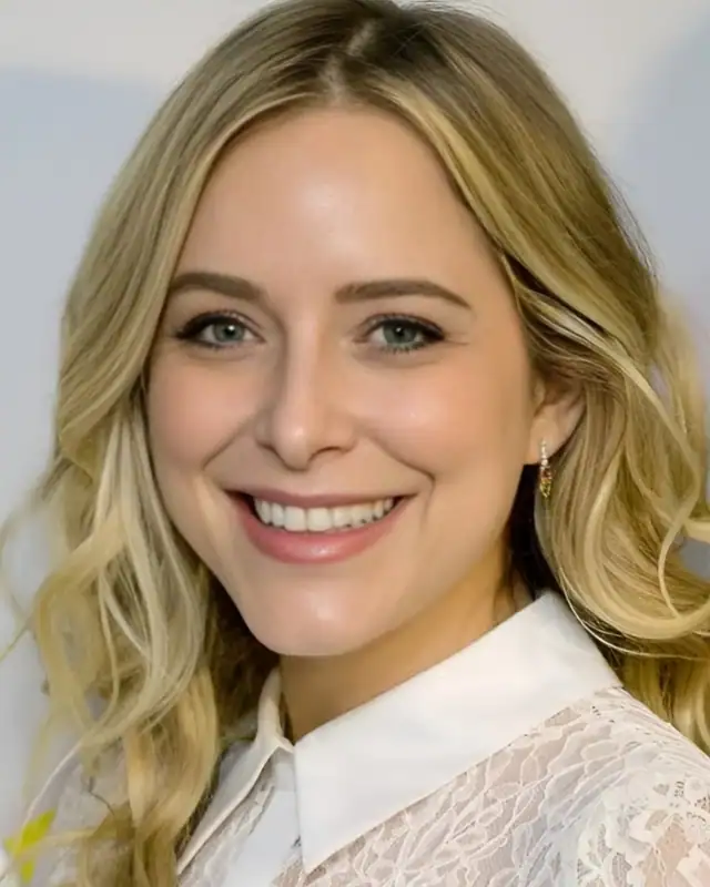 Jenny Mollen Age, Height, Affairs, Movies, Net Worth And More