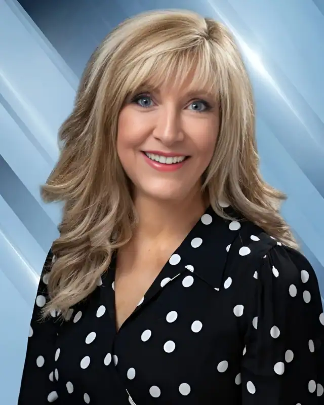 Liz Bonis Age, Height, Affairs, Kids, Net Worth And More