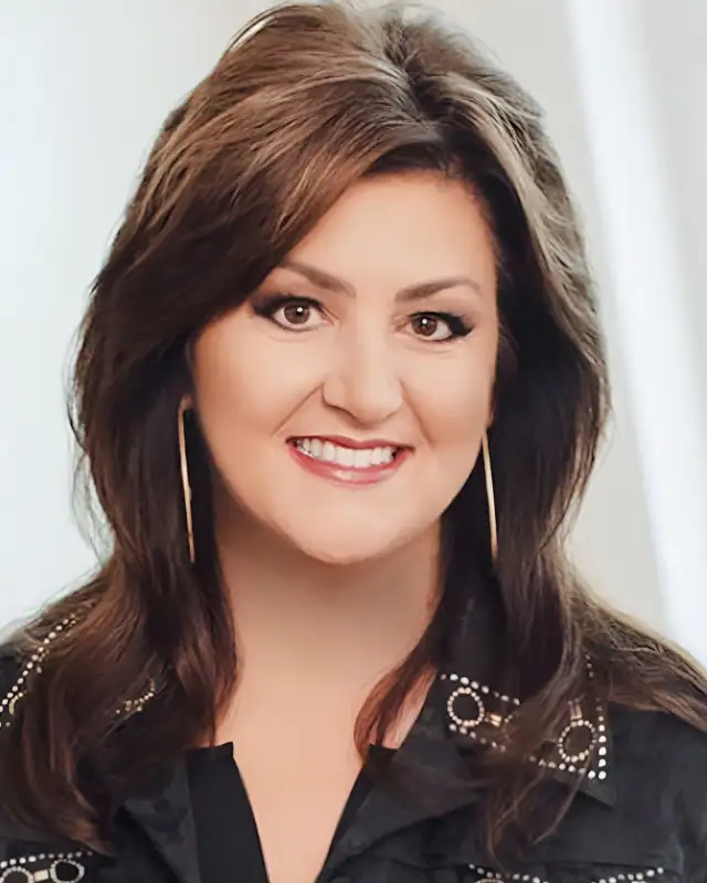 Joni Lamb Age, Height, Husband, Kids, Net Worth And More