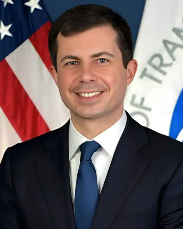 Pete Buttigieg Age, Height, Wife, Net Worth And More
