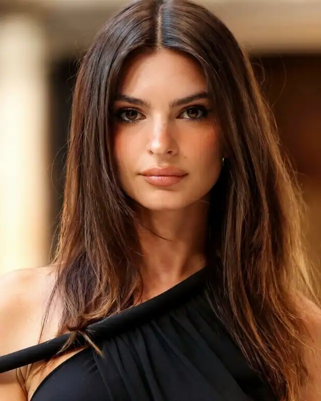 Emily Ratajkowski Age, Height, Husband, Net Worth And More