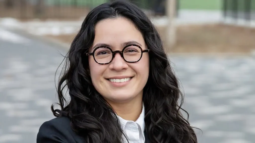 Claire Valdez Age, Height, Husband, Kids, Net Worth And More