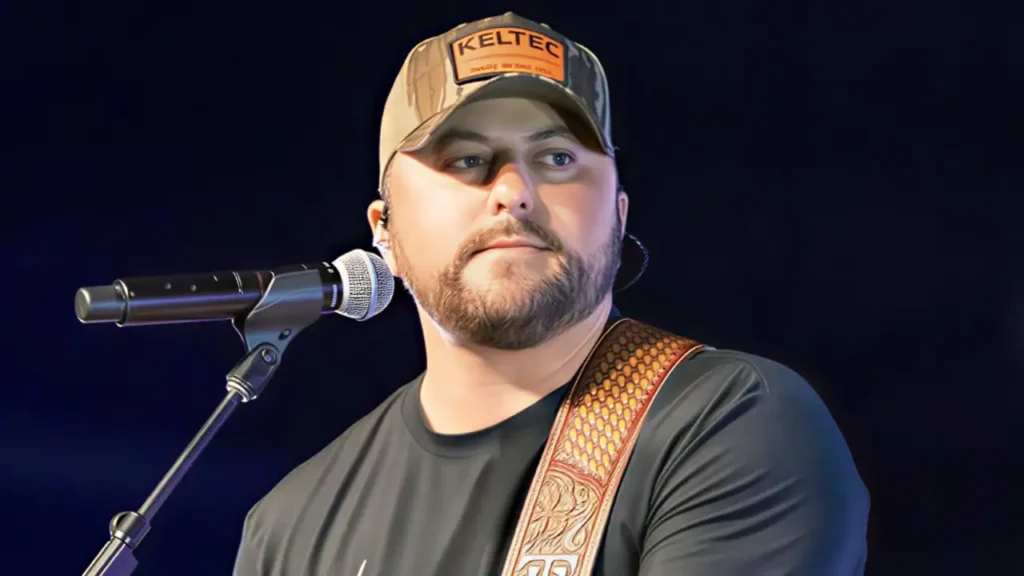 Tyler Farr Age, Height, Wife, Albums, Net Worth And More