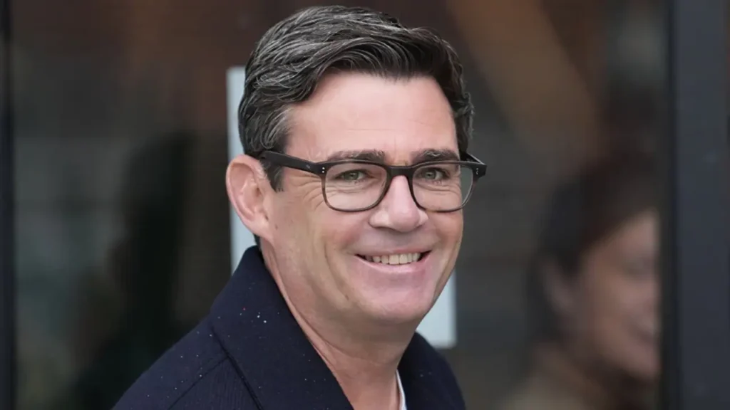 Andy Burnham Age, Height, Wife, Career, Net Worth And More