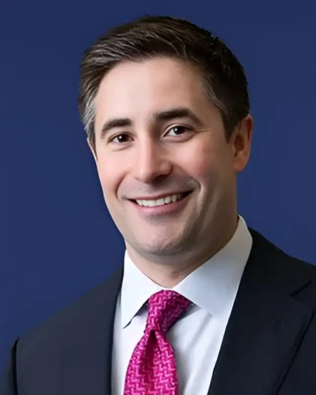 Jonathan Swan Age, Height, Wife, Children, Net Worth And More