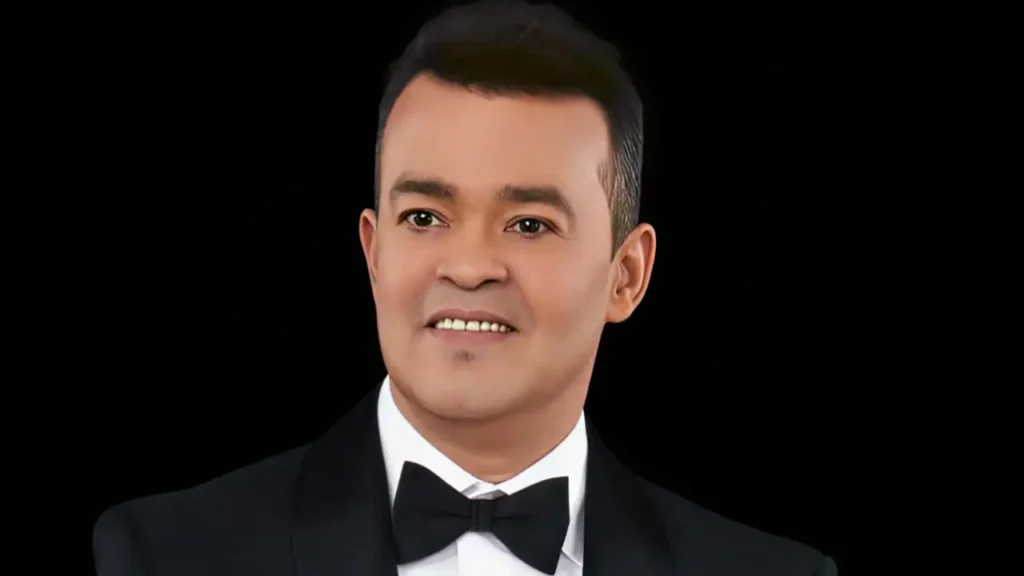 Alex Bueno Age, Height, Wife, Albums, Net Worth And More