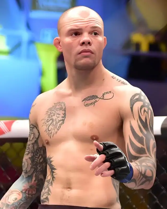 Anthony Smith Height, Age, Wife, Fights, Net Worth And More