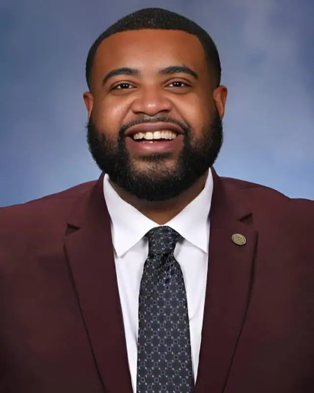 Donavan McKinney Height, Age, Wife, Net Worth And More