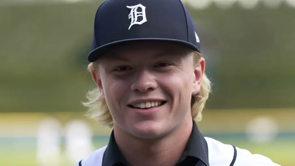 Max Clark Height, Age, Girlfriend, Stats, Net Worth And More