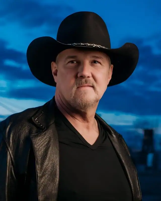 Trace Adkins Age, Height, Wife, Songs, Net Worth And More