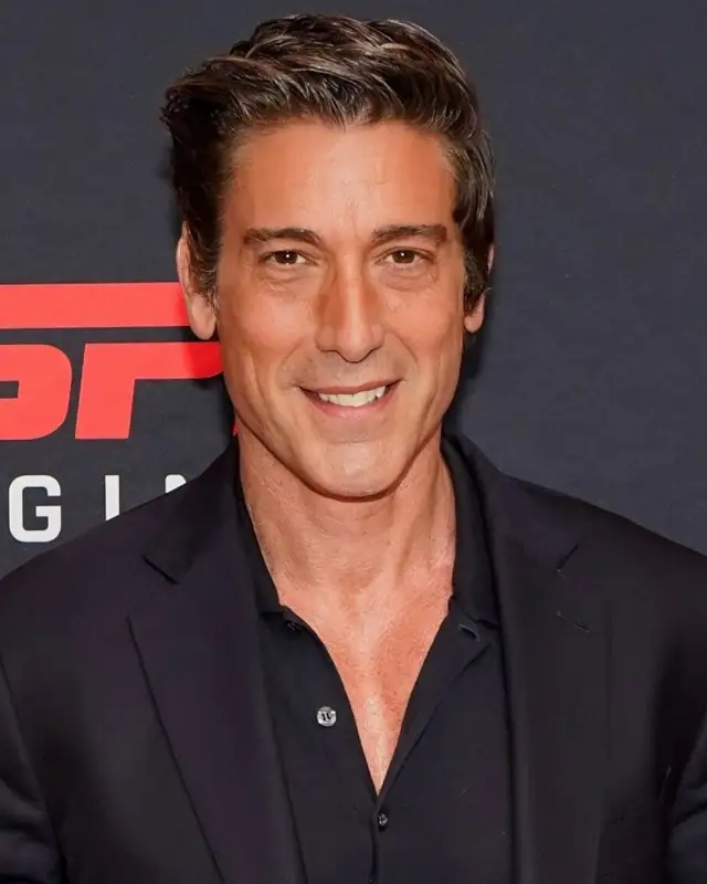 David Muir Age, Height, Affairs, Family, Net Worth And More