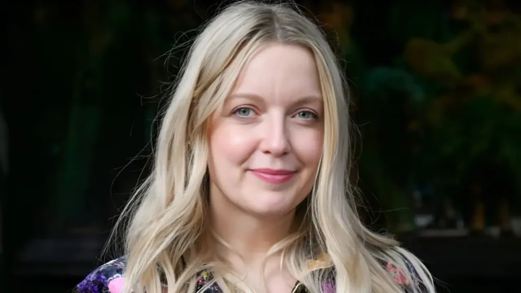 Lauren Laverne Age, Height, Songs, Net Worth And More
