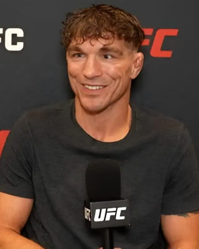 Darren Elkins Height, Age, Affairs, Fights, Net Worth And More