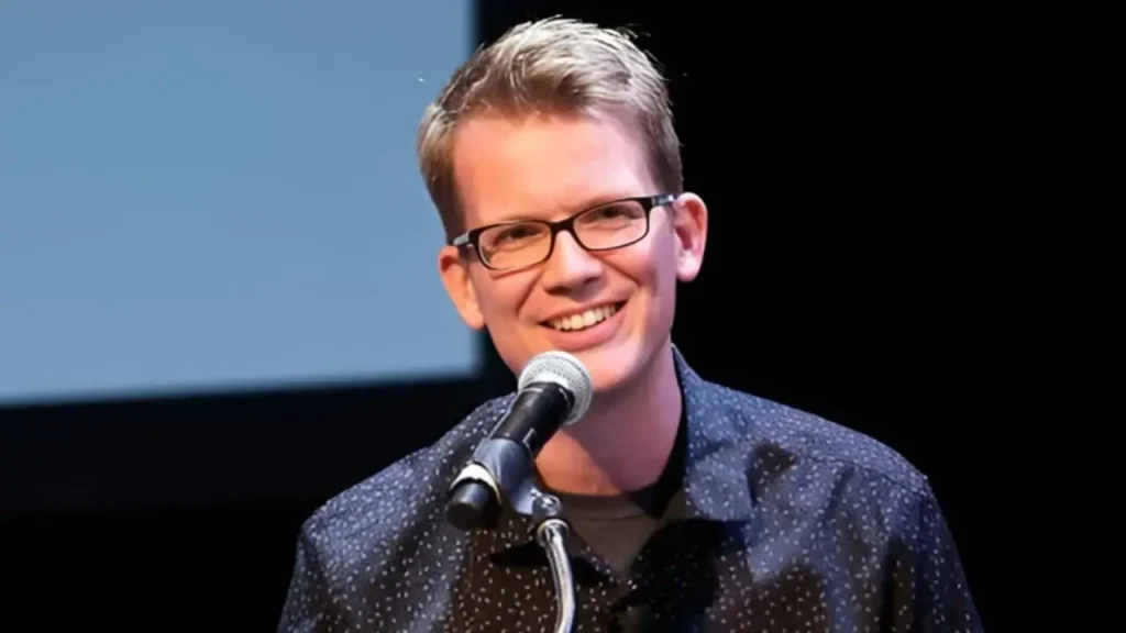 Hank Green Age, Height, Wife, Career, Net Worth And More