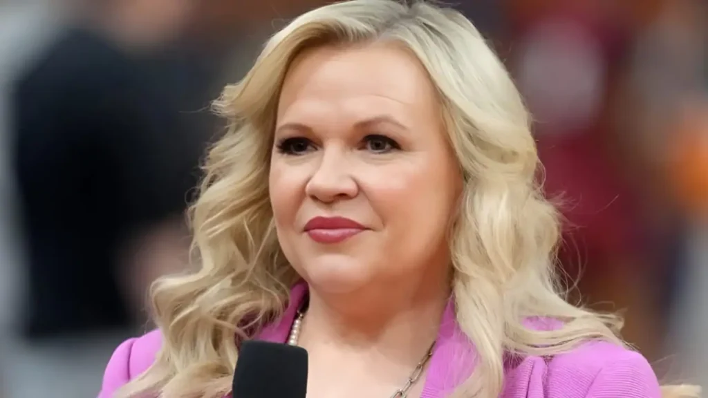Holly Rowe Age, Height, Husband, Net Worth And More