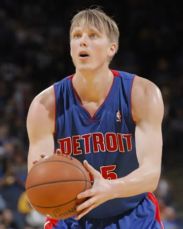 Kyle Singler Age, Height, Affairs, Stats, Net Worth And More