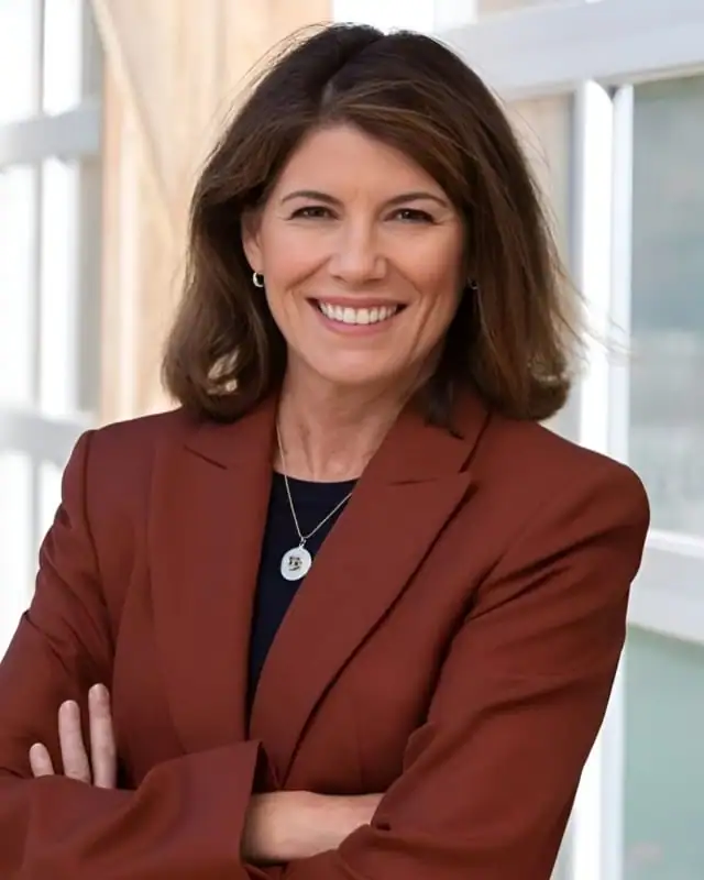 Helena Foulkes Bio, Age, Height, Husband, Kids, Net Worth