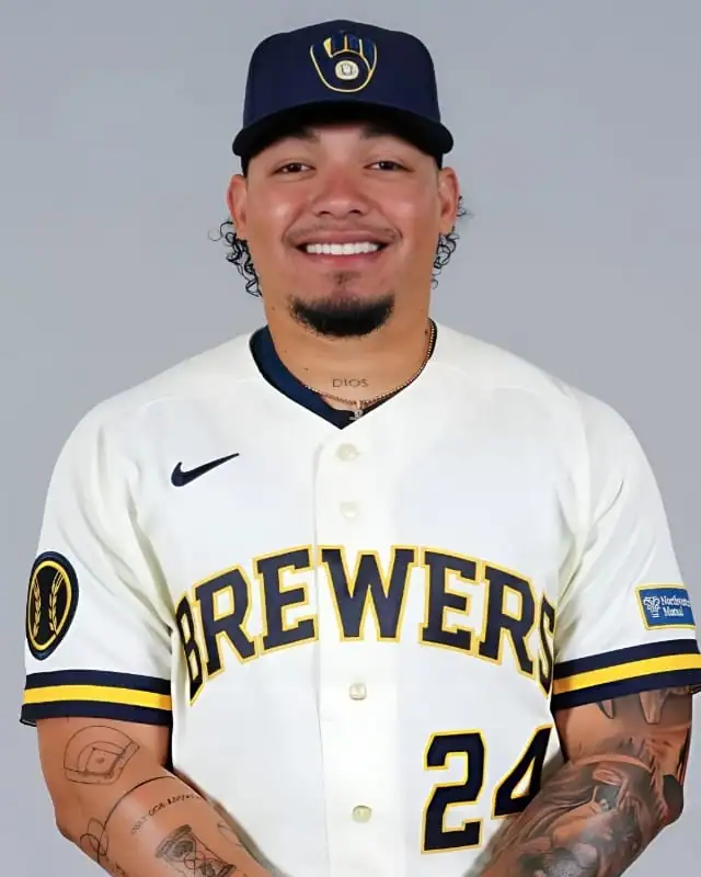 William Contreras Height, Age, Stats, Net Worth And More 