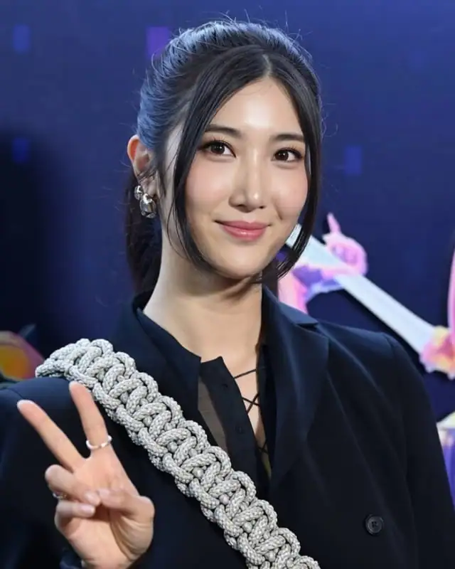 Ejae Age, Height, Husband, Songs, Net Worth And More