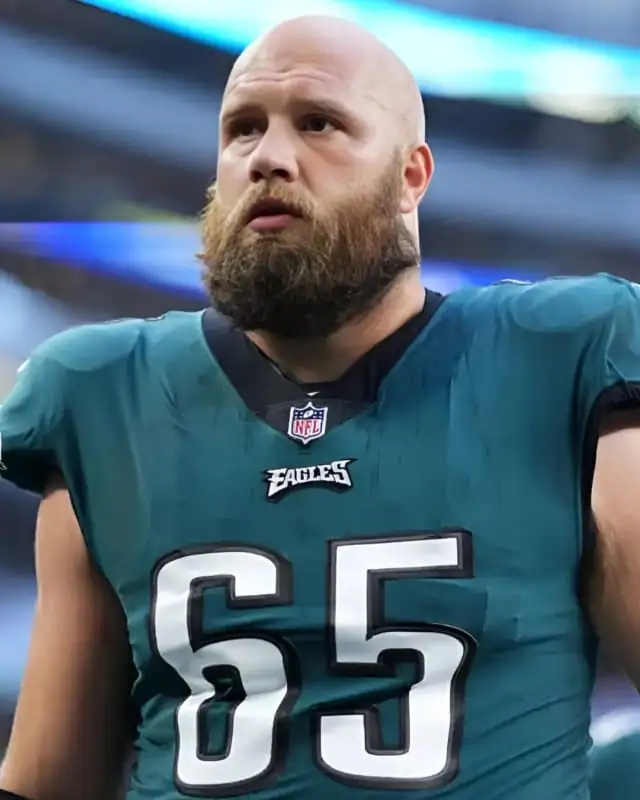 Lane Johnson Height, Age, Wife, Stats, Net Worth And More