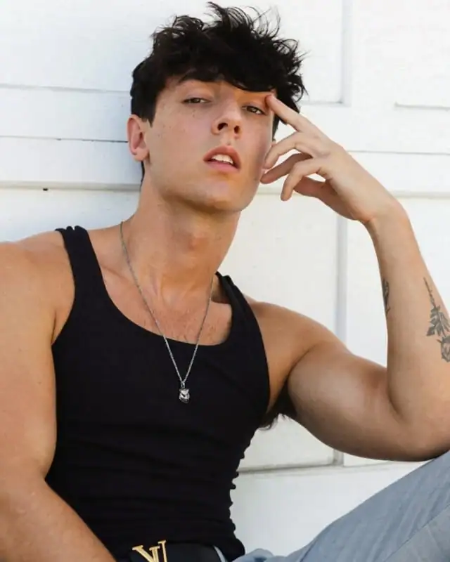 Bryce Hall Age, Height, Family, Wife, Career, Net Worth And More 