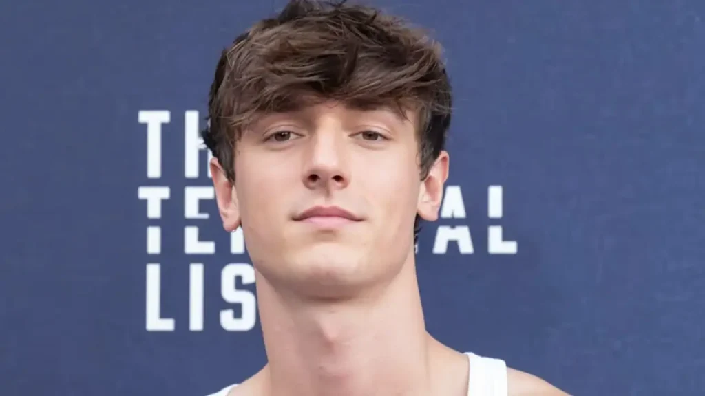 Bryce Hall Age, Height, Family, Wife, Career, Net Worth And More 